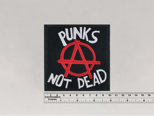 Нашивка Punks Not Dead